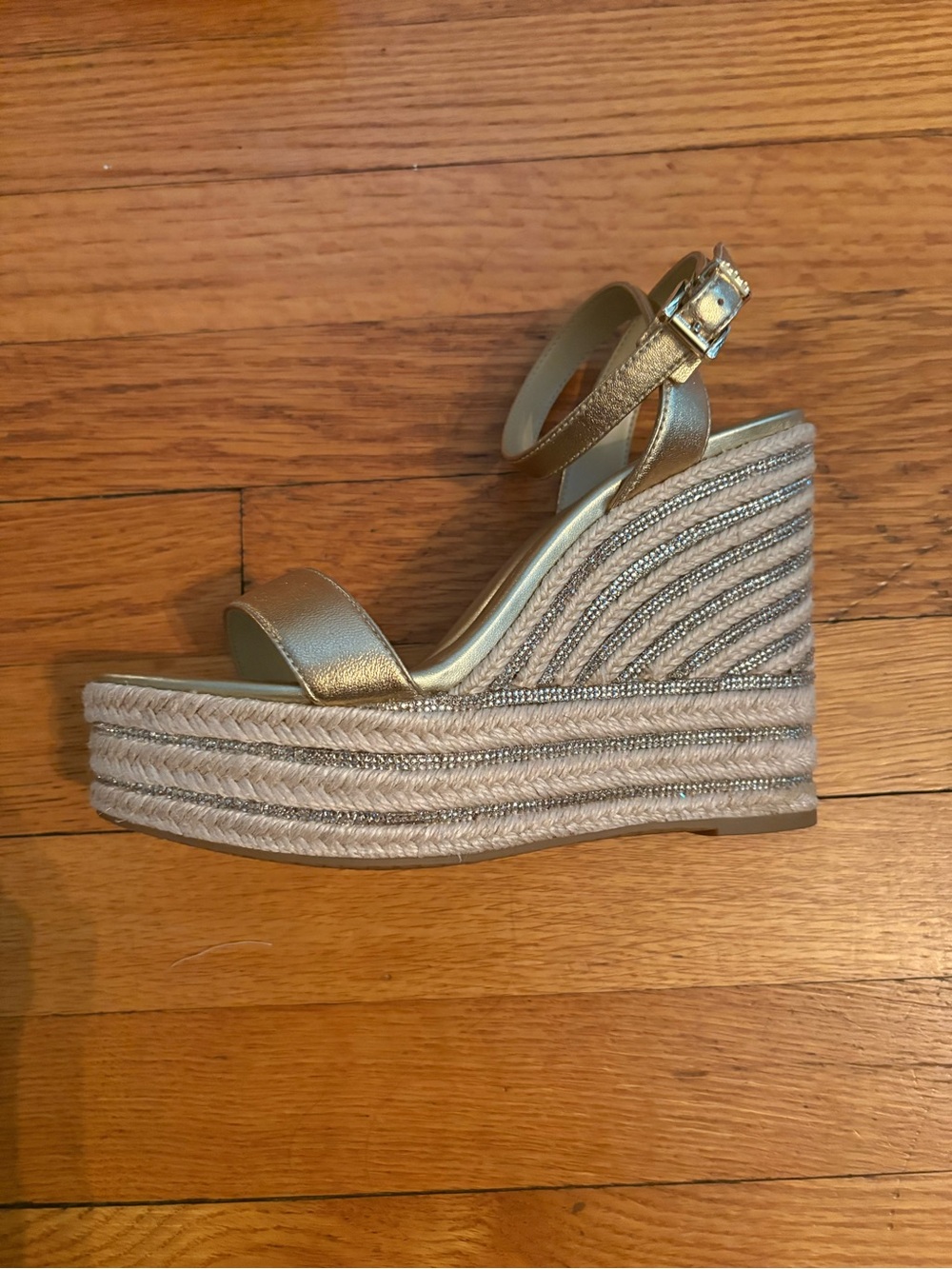 NWT Michael Kors Pale Gold Ankle-Strap Espadrille Wedges sz 6.5 - Picture 4 of 7